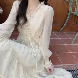 Spring 2024 Women New V-neck French Gentle Long Sleeved Dress Design Sense Niche Temperament Floral Lace Elegance Elegant Skirt