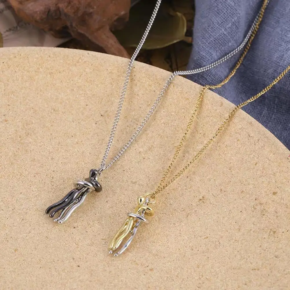 Couple Necklace Adjustable Length Hop Embrace Couple Pendant Necklace for Him Her Punk Lovers Hug Necklace Anniversary Promise