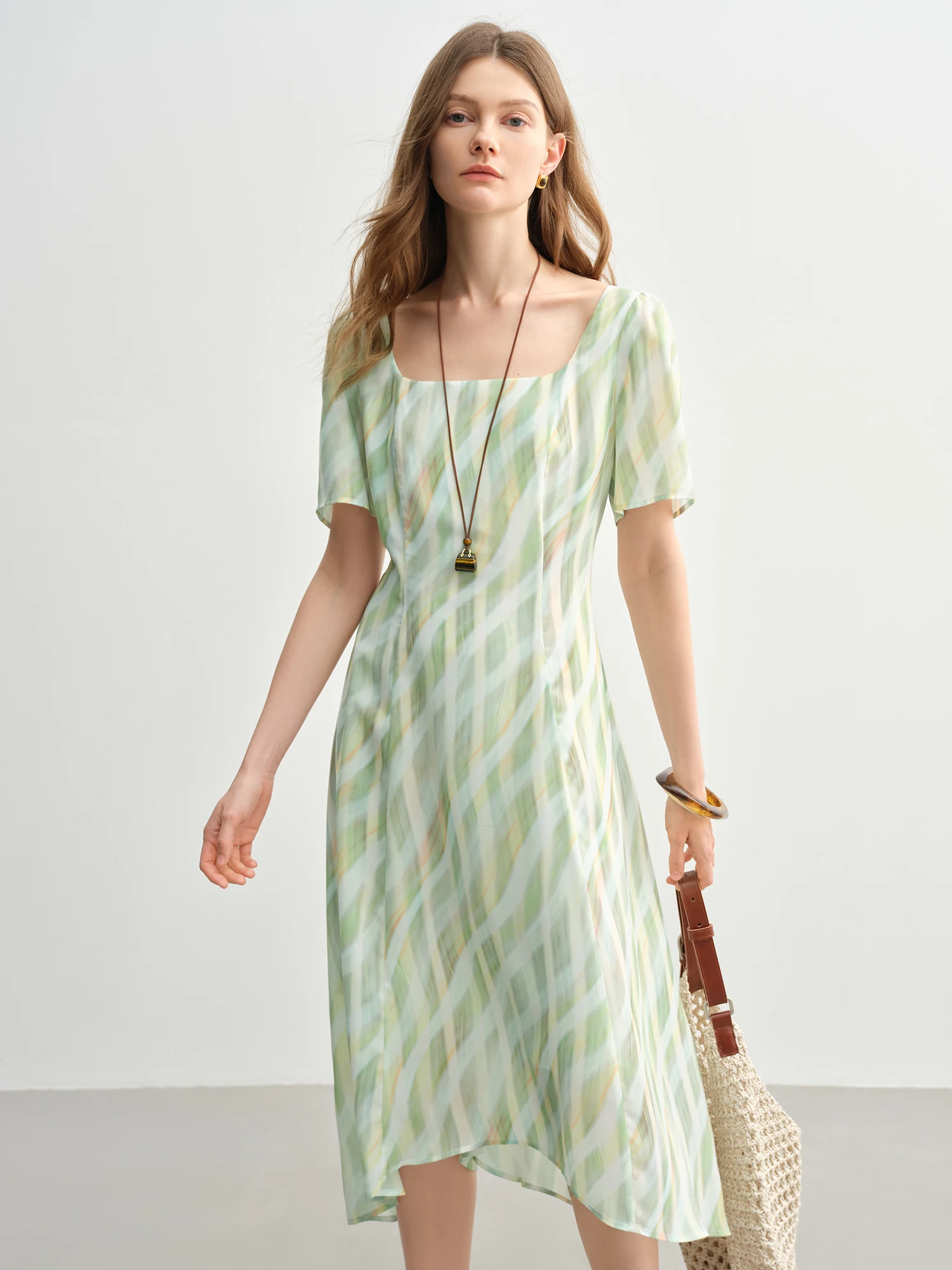 DUSHU Plus Size Damen Kleid in Apfel-/Birnenform, französisches Retro-Kleid mit karierter Taille, kurzärmeliges Taillen-Schlankheitskleid 25DS82373