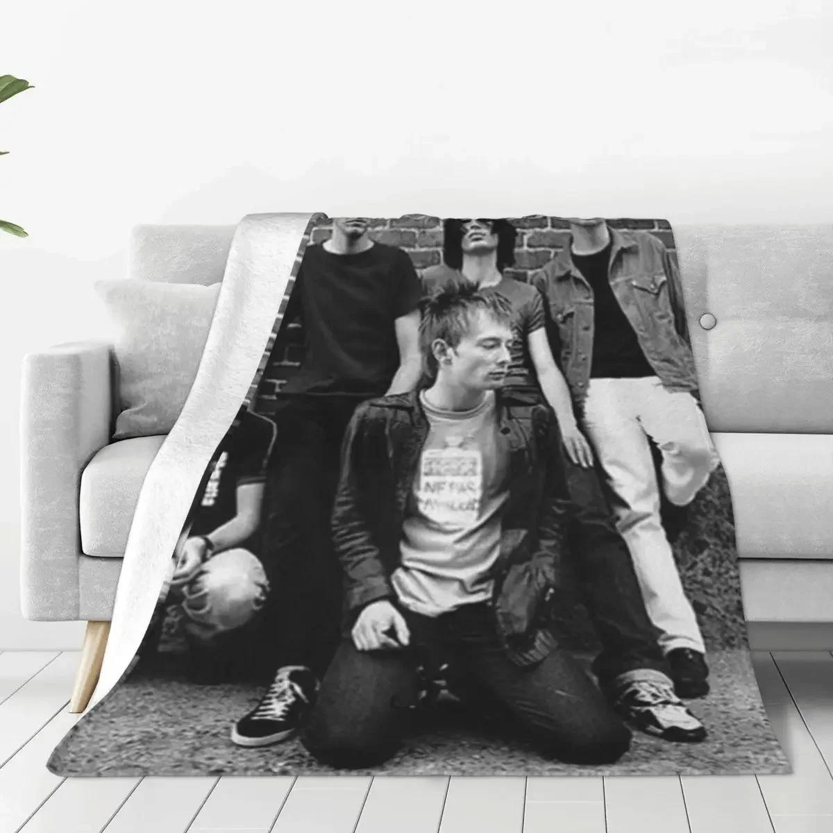 Radiohead Soft Durable Blanket Alternative Rock Music Travel Office Throw Blanket Winter Funny Flannel Bedspread Sofa Bed Cover