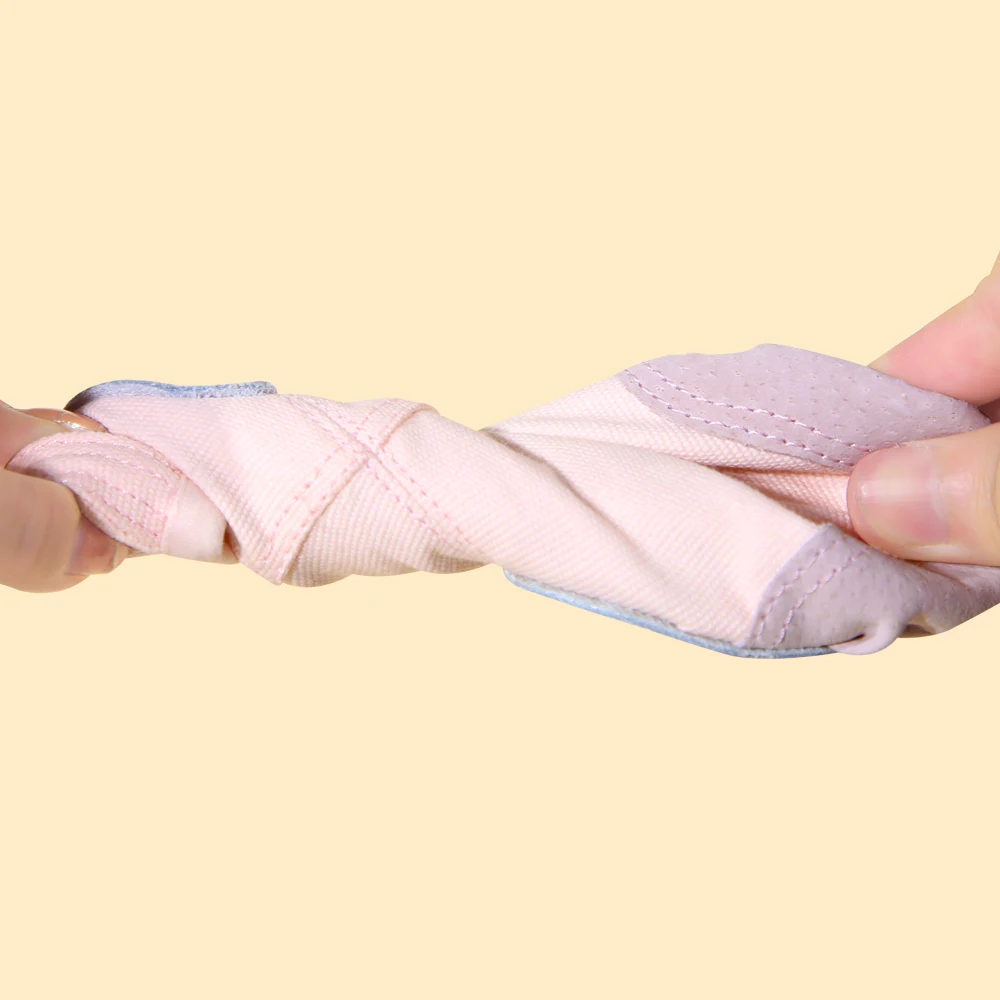 Chaussures de ballet en cuir souple pour filles et garçons, pantoufles de danse, chaussures confortables pour petits pieds