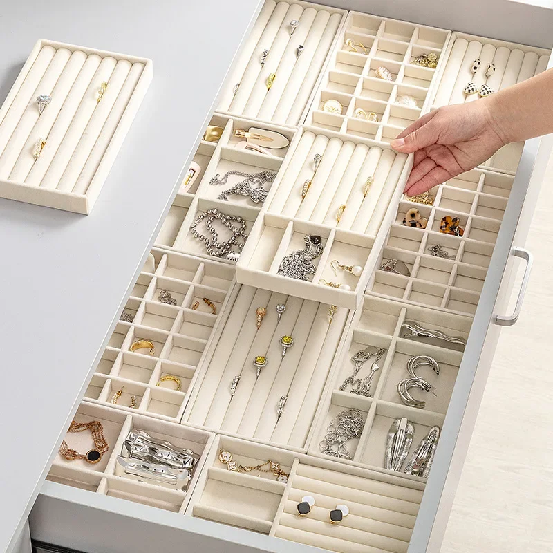 

Бархатный разделенный поднос для ювелирных изделий, ожерелье, кольцо, стол для макияжа, ящик-органайзер, подставка для хранения ювелирных изделий, перегородка, поднос