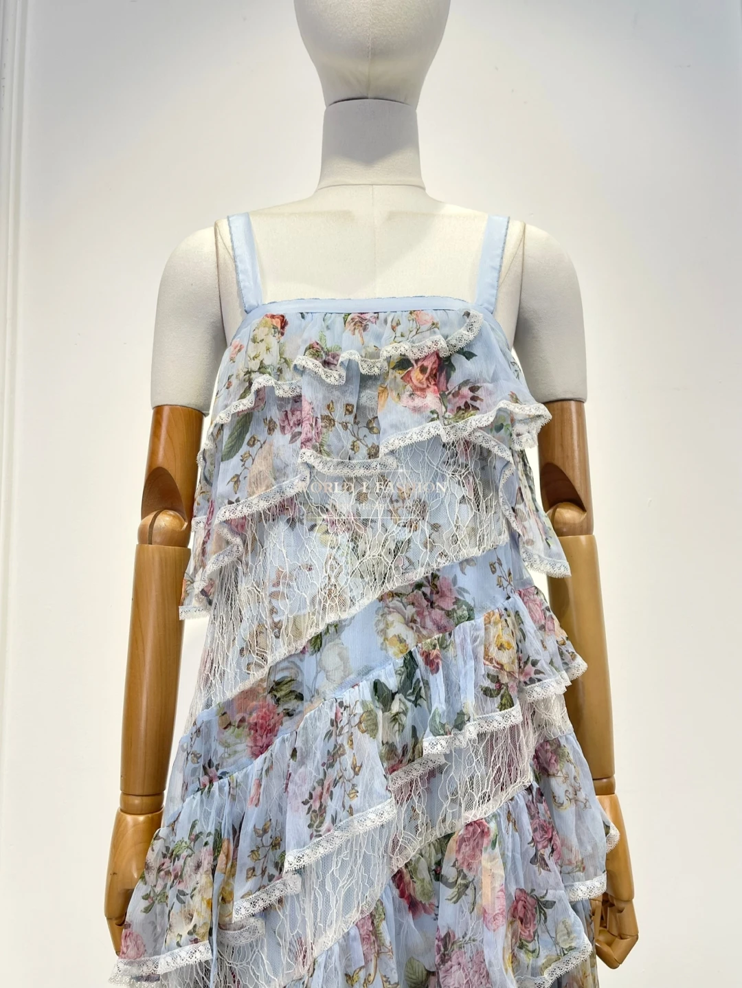 Ruffles Lace High Quality Silk Midi Dress for Holiday 2025 New Women's Blue Floral Print Sleeveless