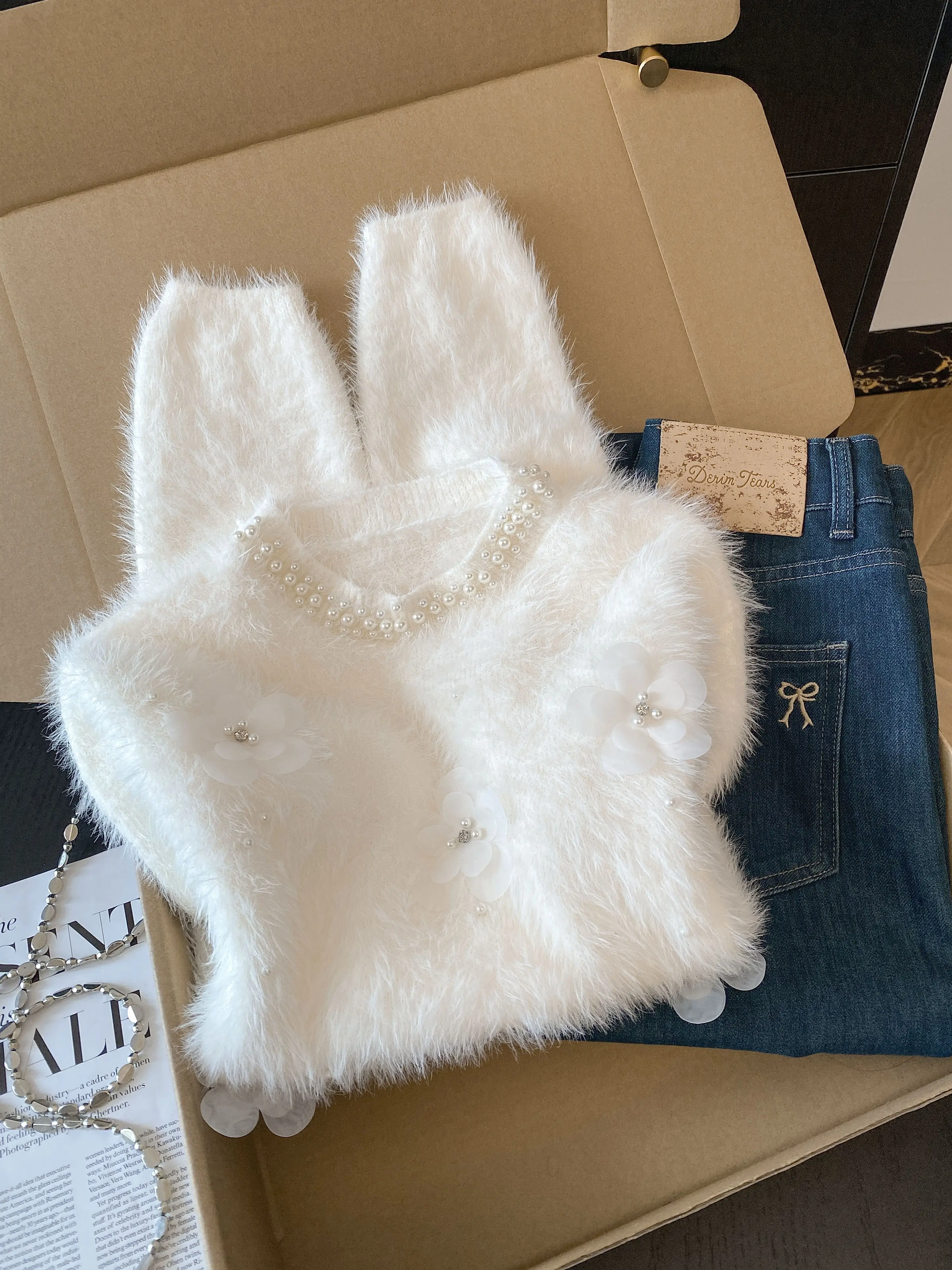 Womens Knit Sweater Mink Fur Design Drill Soft Sticky Loose Round Neck Autumn Winter