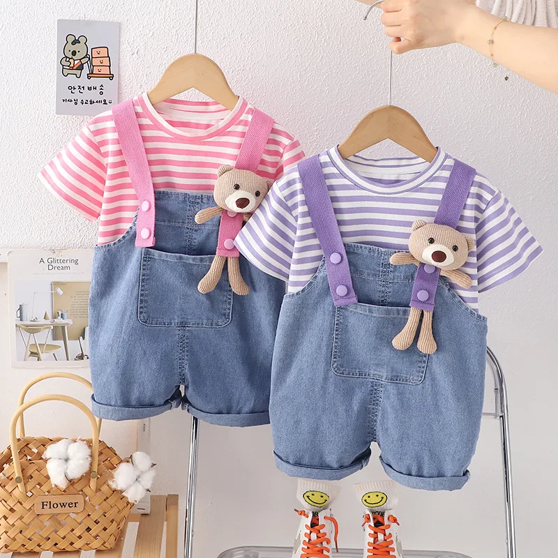 Children's Korean version set of girls' summer striped short sleeved+three-dimensional bear strap denim shorts two-piece set0-5Y