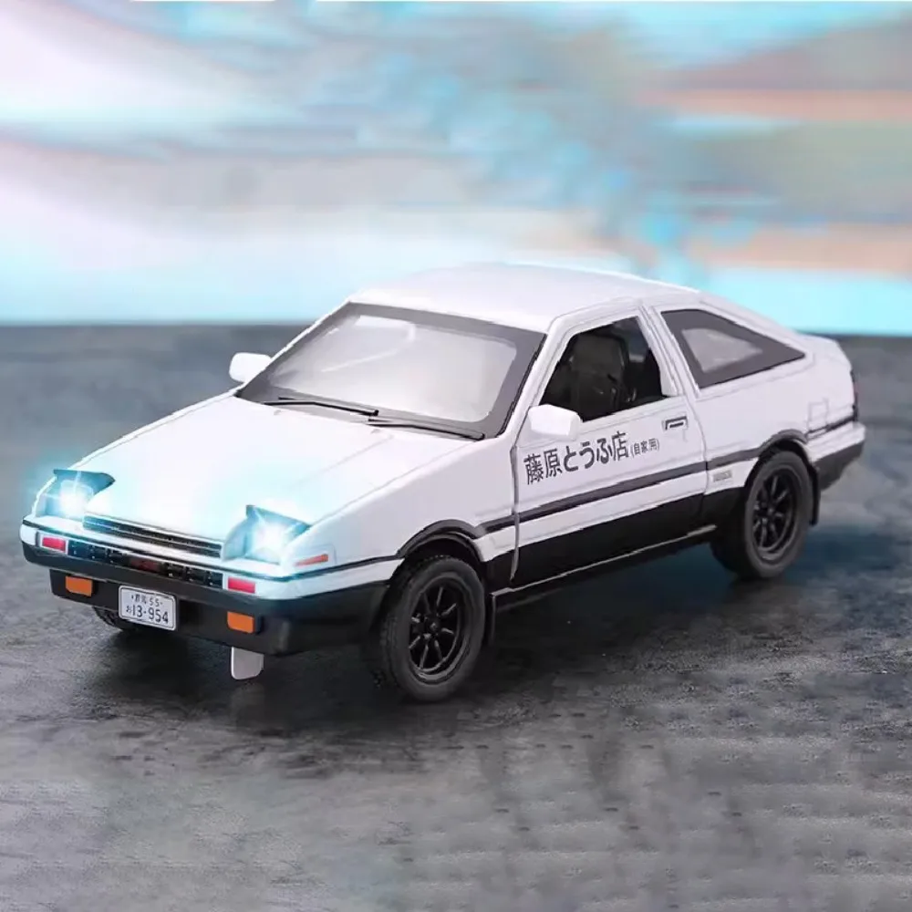 

1/32 Scale AE86 Initial DModel Car Toy Alloy Diecast Sound Light Pull Back Classic Vehicle Models Simulation Collectible for Kid