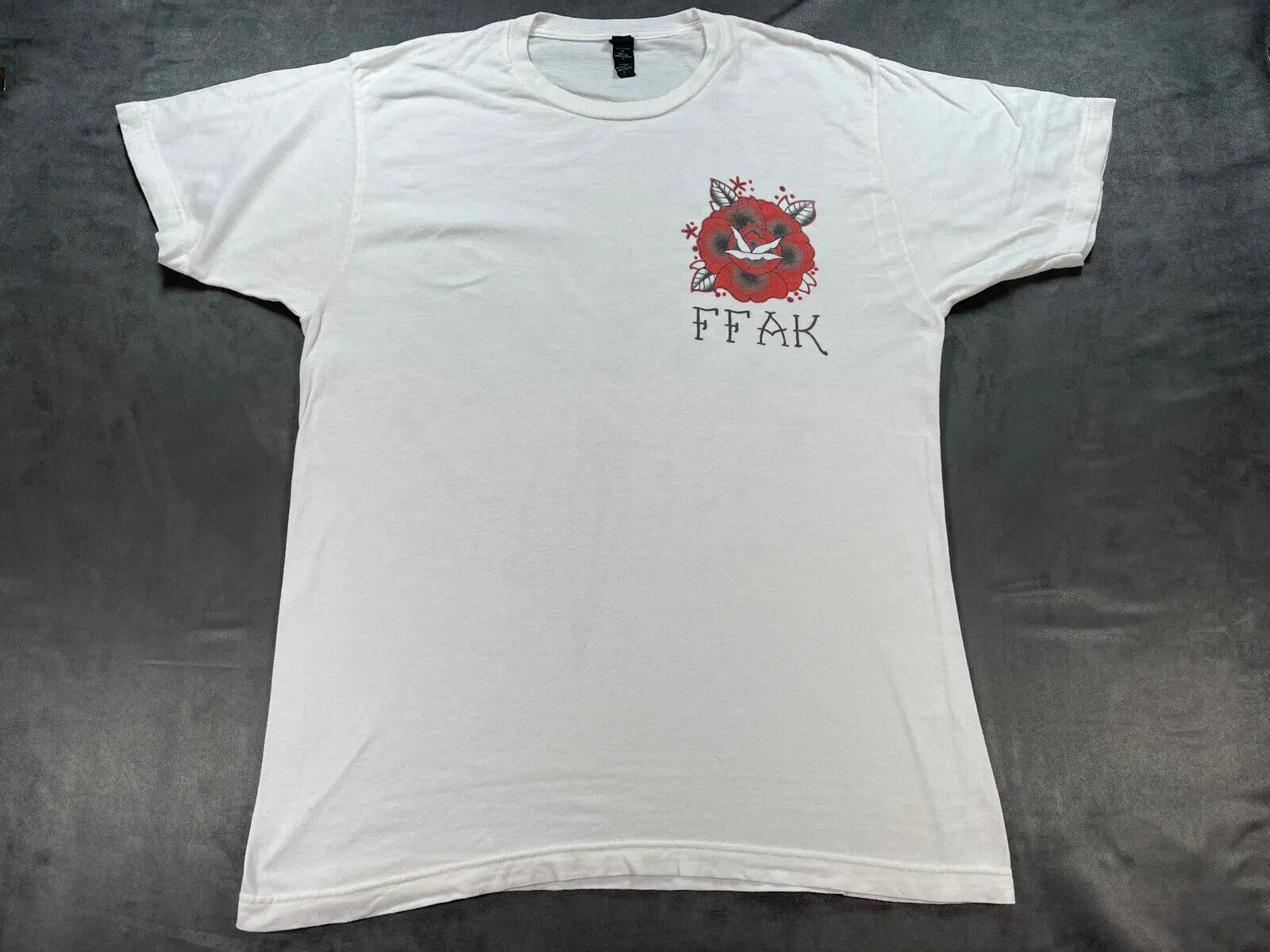 WHITE ffak Fit For A King Slave to Nothing Roses Knife Large Strong Woman Shirt