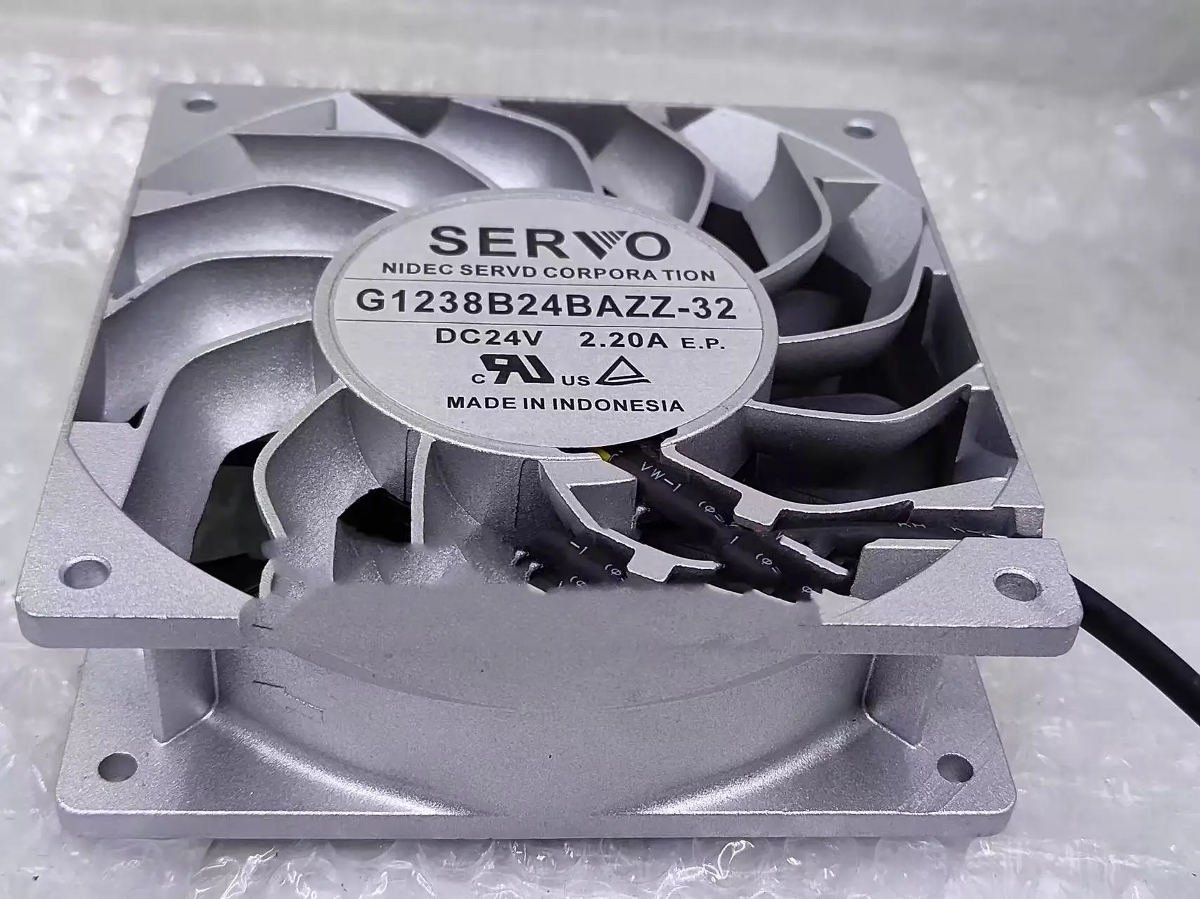 for SERVO G1238B24BAZZ-32 DC 24V 2.20A 120x120x38mm 4-Wire Server Cooling Fan