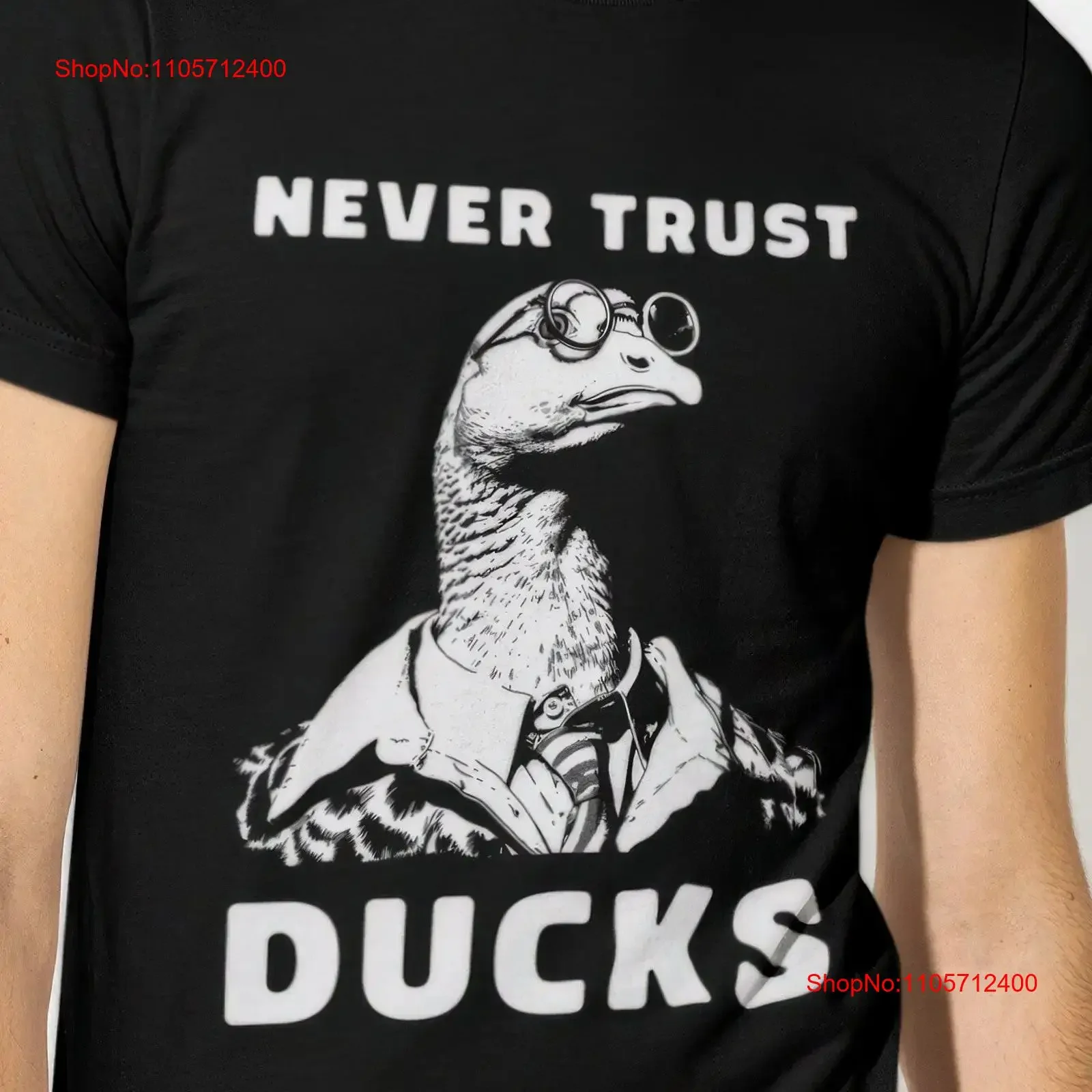 Funny Duck Meme T Shirt Never Trust Ducks Quirky Bird Humor Top Cool with Glasses Unique Lover Avian Humour vintage Washed