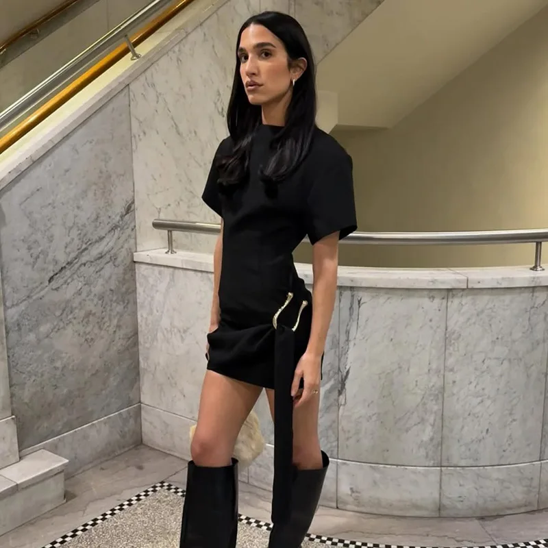 TARUXY Metal Buckle Short Dress For Women Bandage Splice Round Neck Short-sleeved 2025 Spring Fashion Black Casual Dress Female