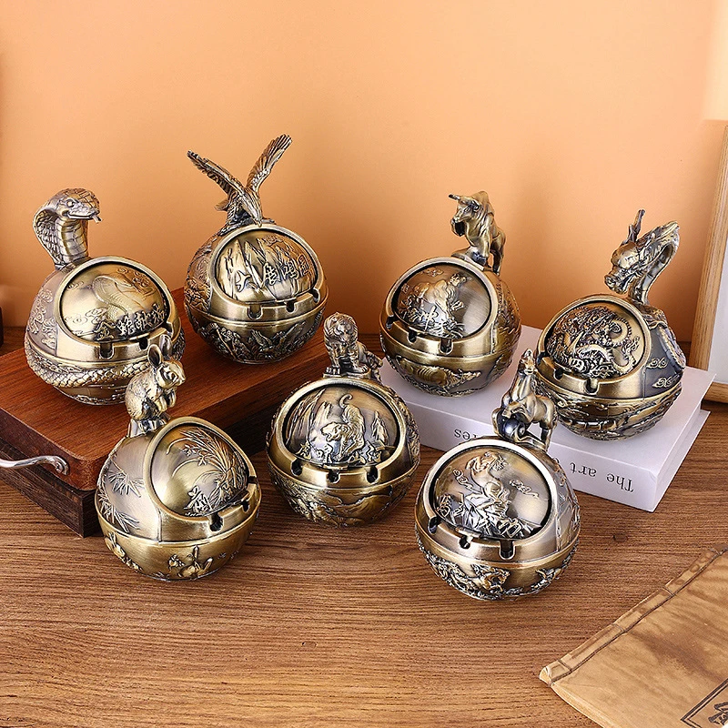Vintage Animal Shaped Ashtray Windproof With Lid Metal Ashproof and Drop-proof Office Table Ashtray Craft Ashtray Home
