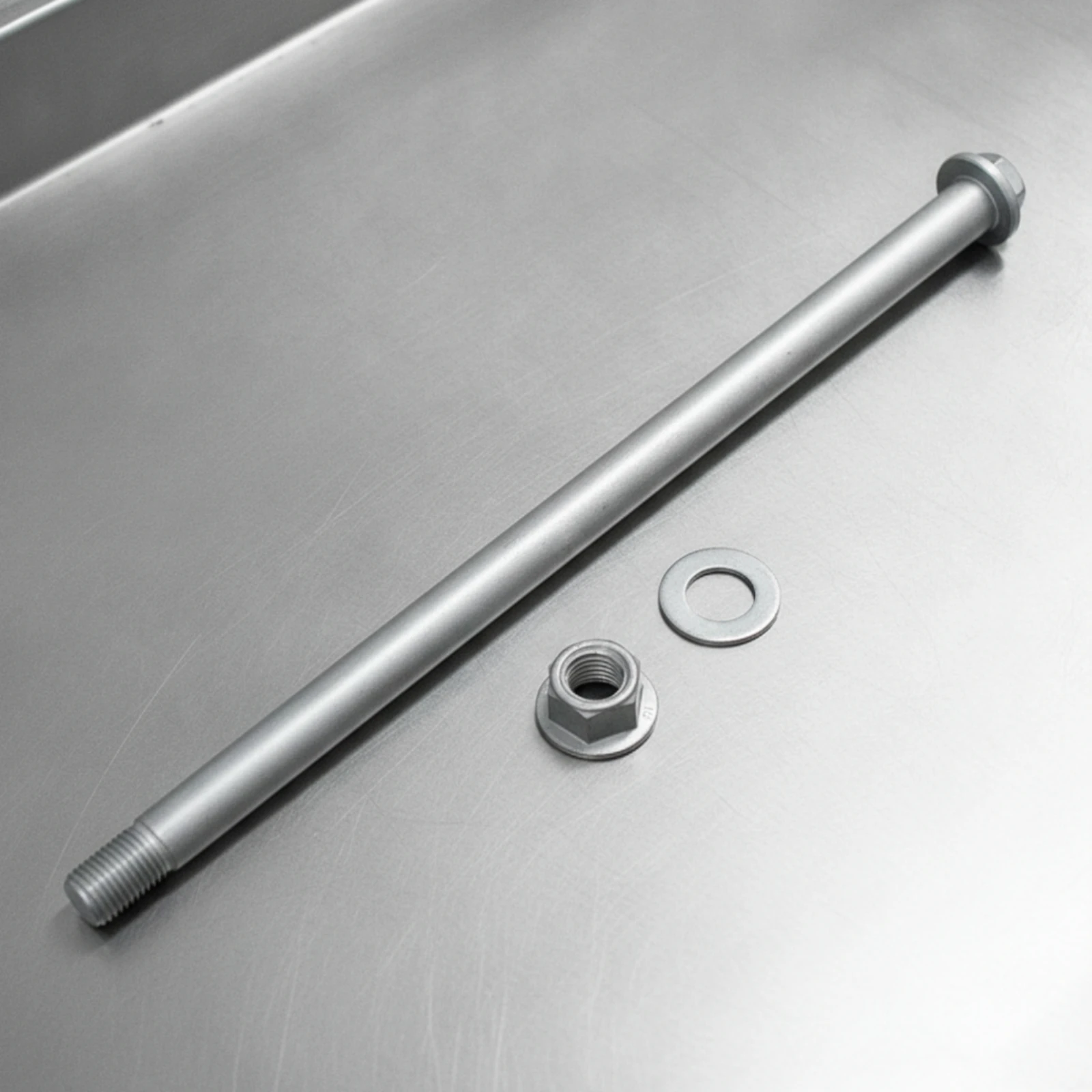 Swingarm Hinge Bolt and Nut Kit OEM Swing Arm Hinge Bolt Nut Kit Corrosion-Resistant High Quality for ATV Riders