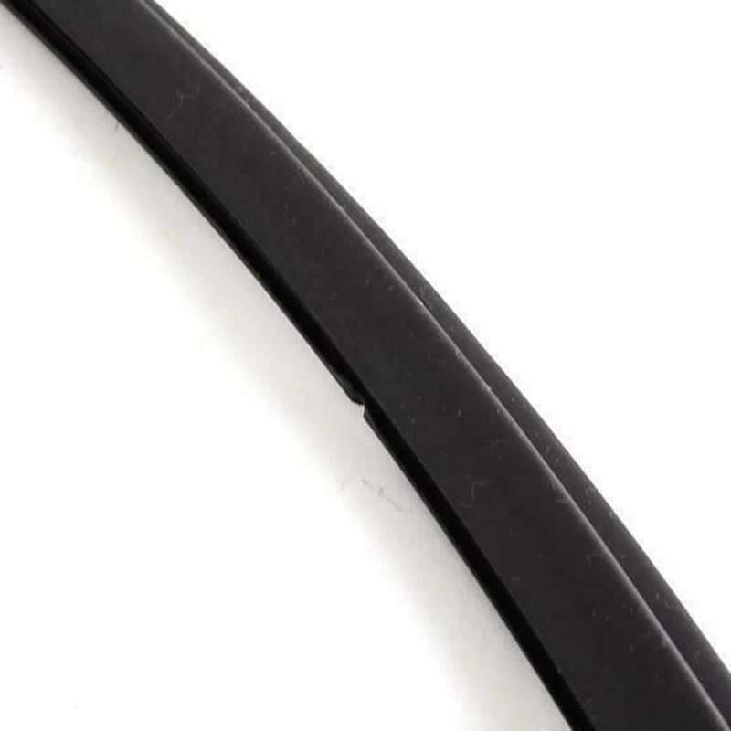 Windshield Upper Moulding Trim Seal 51318159785 For BMW E39 5-Series 525I 528I 530I 540I M5