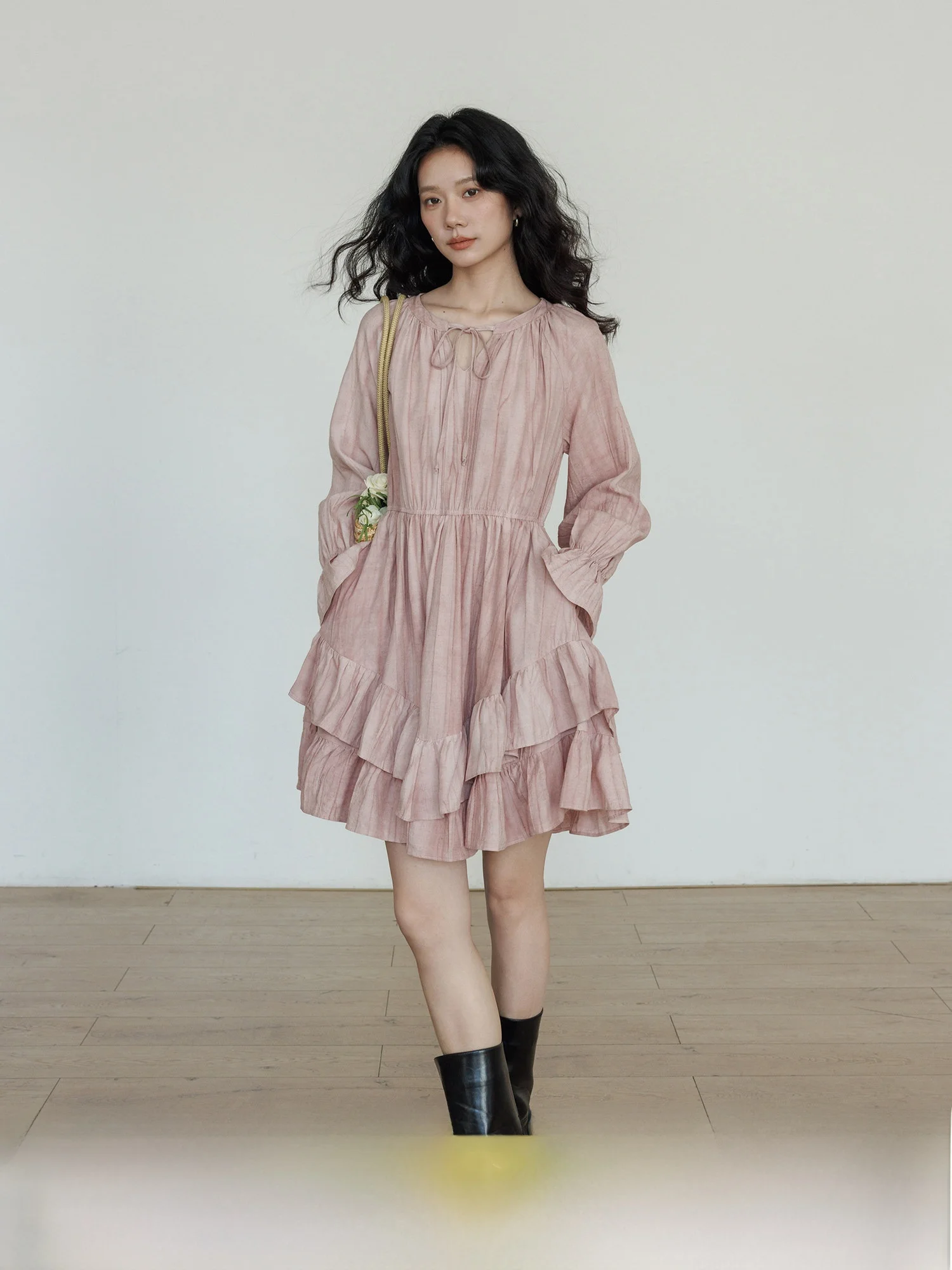 

Princess Style Long Sleeve Slimming Linen Dress Women's 2026 New Ruffle Gentle Lazy Short Skirt French Style Elastic W...