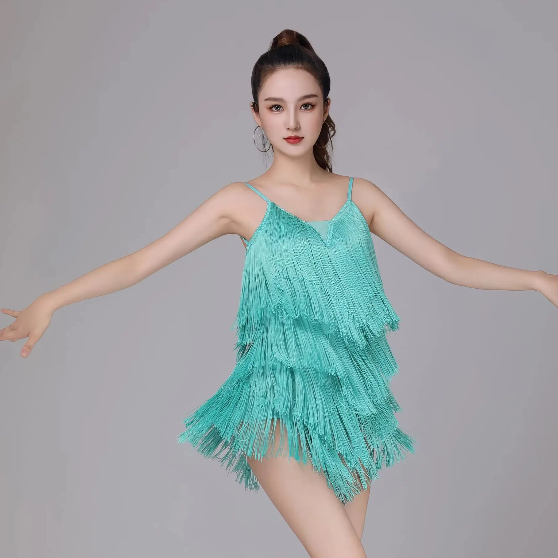 

New Latin dance costumes adult fringed dress high-end halter performance dress practice female adult competition dress