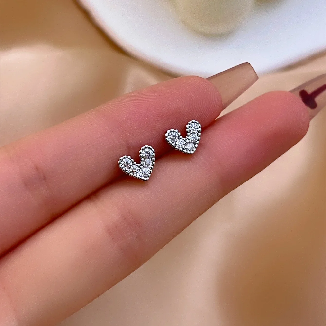 Mini Full Crystal Heart Rhinestone Stud Earring for Women Temperament Korean Design Cute Wedding  Jewelry Girl Gift