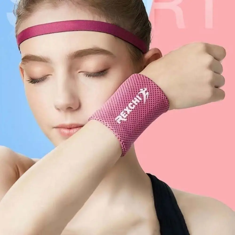 New Ice Silk Polyester Wrist Wrap Elastic Ice Cooling Sport Wristbands Elastic Wrist Brace Sleeve Support Wrist Protection Yoga