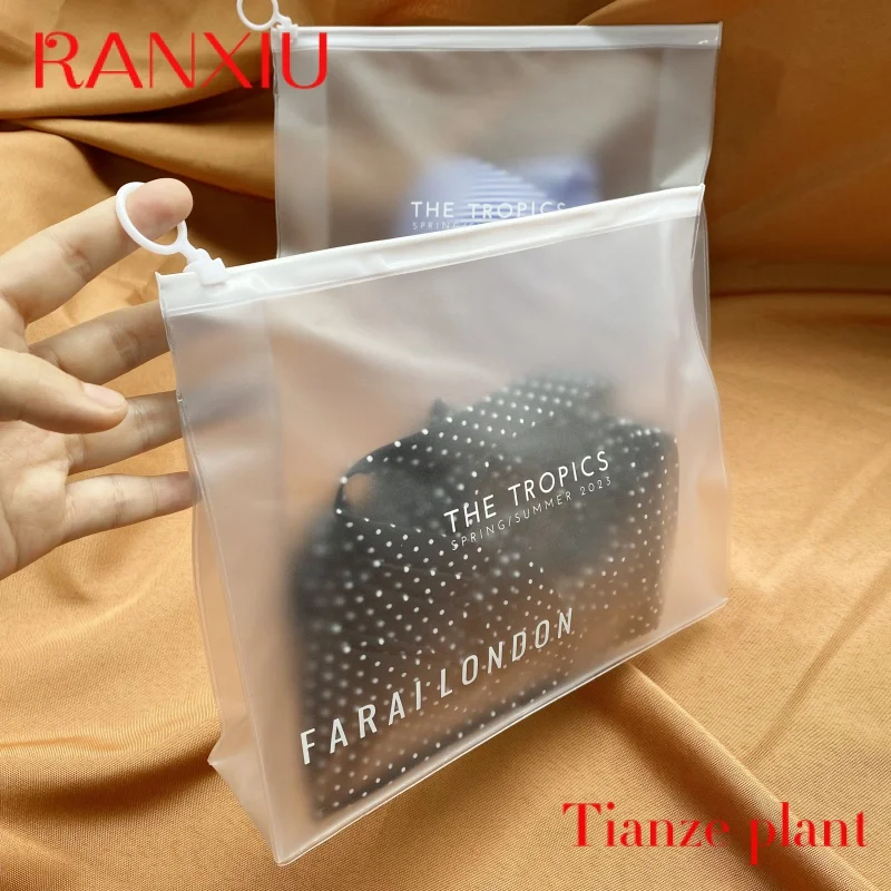 Custom Custom Logo Plastic Bag PVC Transparent Zip Lock Round Pull  ring Zipper Packaging Bags for clothing