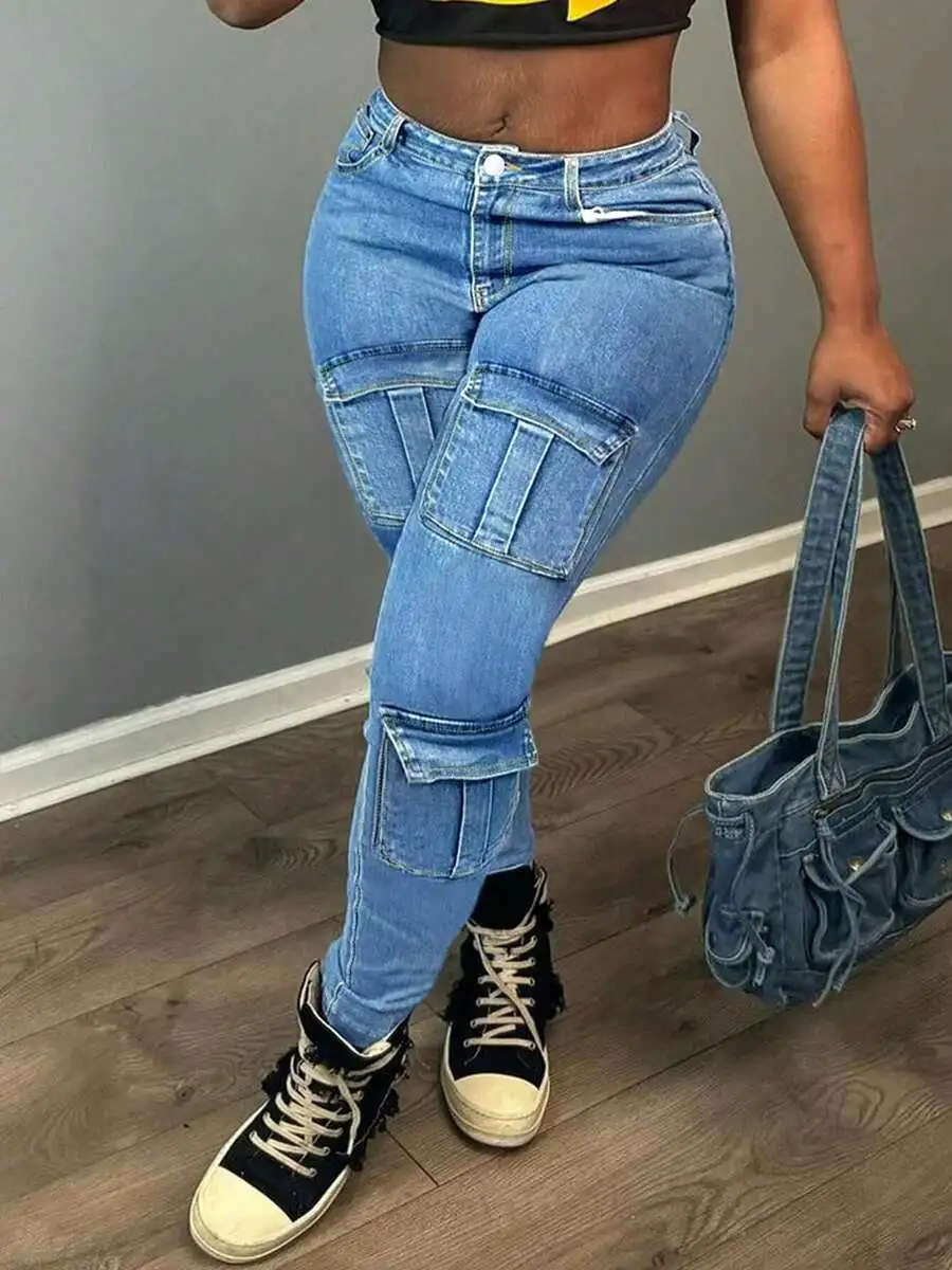 

Plus Size Women Mid-Rise Light Blue Skinny Cargo Jeans Stretch Denim With Multi Pockets Contrast Stitching Street Style