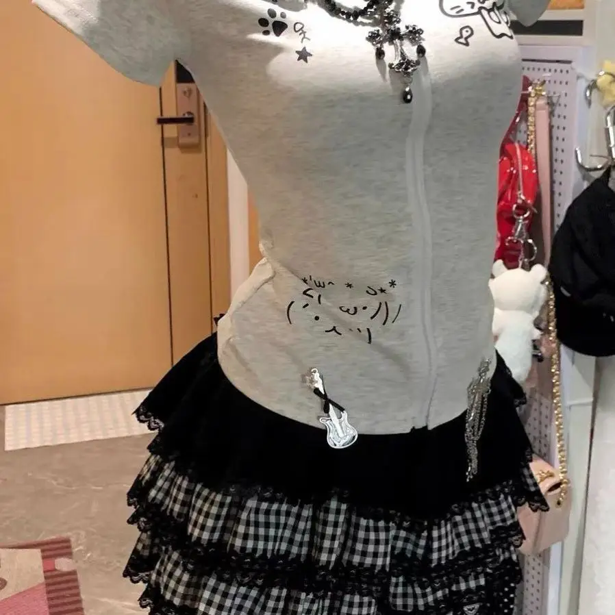Cseta fena com capuz de orelha de gato, manga curta, e, estilo japonês, estilo preguiçoso, cultura, roupa casua...