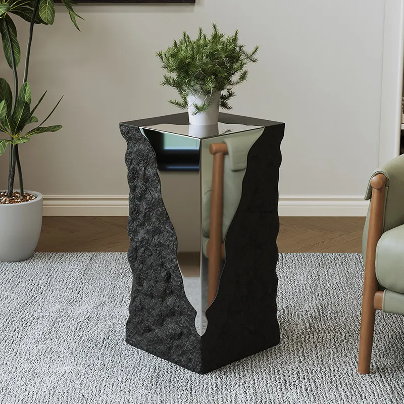 Home Creative Modern Stainless Steel Edge Table Luxury Simple Living Room Ornament Small End Coffee Table Pliante Home Furniture