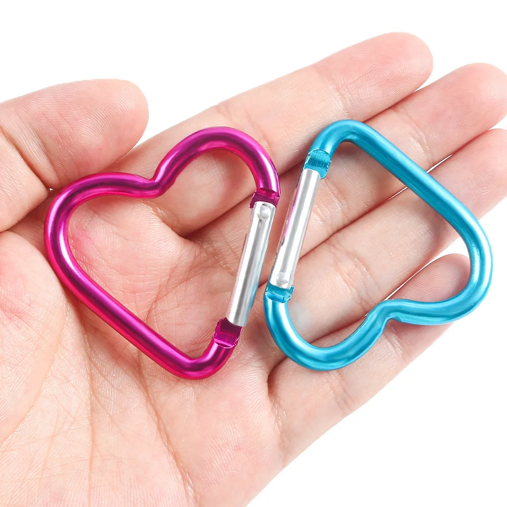 على شكل قلب حلقة تسلق من الألومنيوم المفاتيح كليب حلقات تسلق صغيرة حلقات تسلق التكتيكية مقاطع أدوات في الهواء الطلق زجاجة ماء كيرينغ #4
