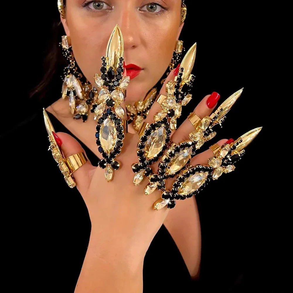Gold Plated Crystal Claw Finger Ring Black Clear Rhinestone Long Nail Shape Statement Ring Women Stage Party Cosplay Jewelry