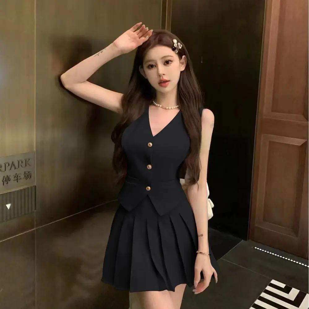 Luxury Temperament Summer Women Single-breasted Vest Short Skirt Mock Pocket Tops Pleats Short Skirt Solid Color Two Piece Set