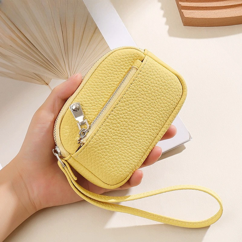 

New Fashionable Lipstick Earphone Storage Wallet for Women, Compact Mini Keychain Pendant, Multi-color Handheld Wallet