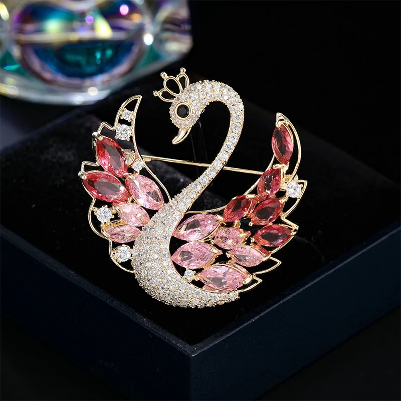 Luxury Micro-inlaid Zircon Animal Swan Brooches for Women and Men Corsage Delicate Elegance Overcoat Cardigan Accessories Pins