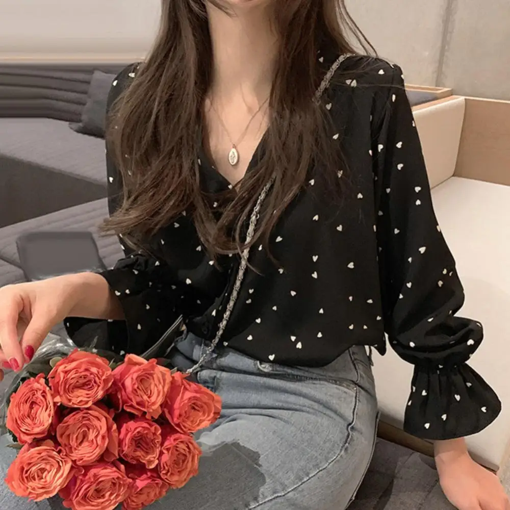 Korean Style Women Chiffon Blouses Heart Print Loose Button Up Shirt Women V Neck Long Sleeve Casual Blouse Office Ladies Shirt