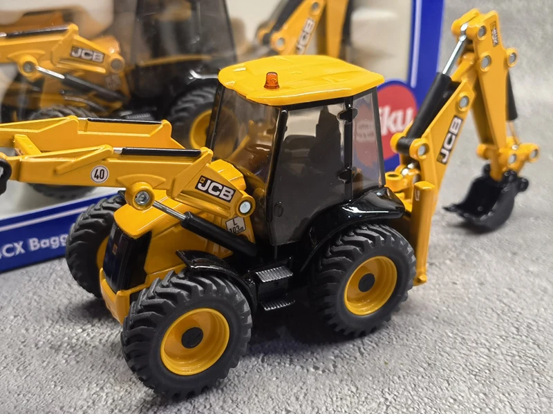 1:50 Scale Diecast Alloy JCB 4CX Backhoe Loader Engineering Vehicle Toys Cars Model Classics Adult Souvenir Gifts Static Display