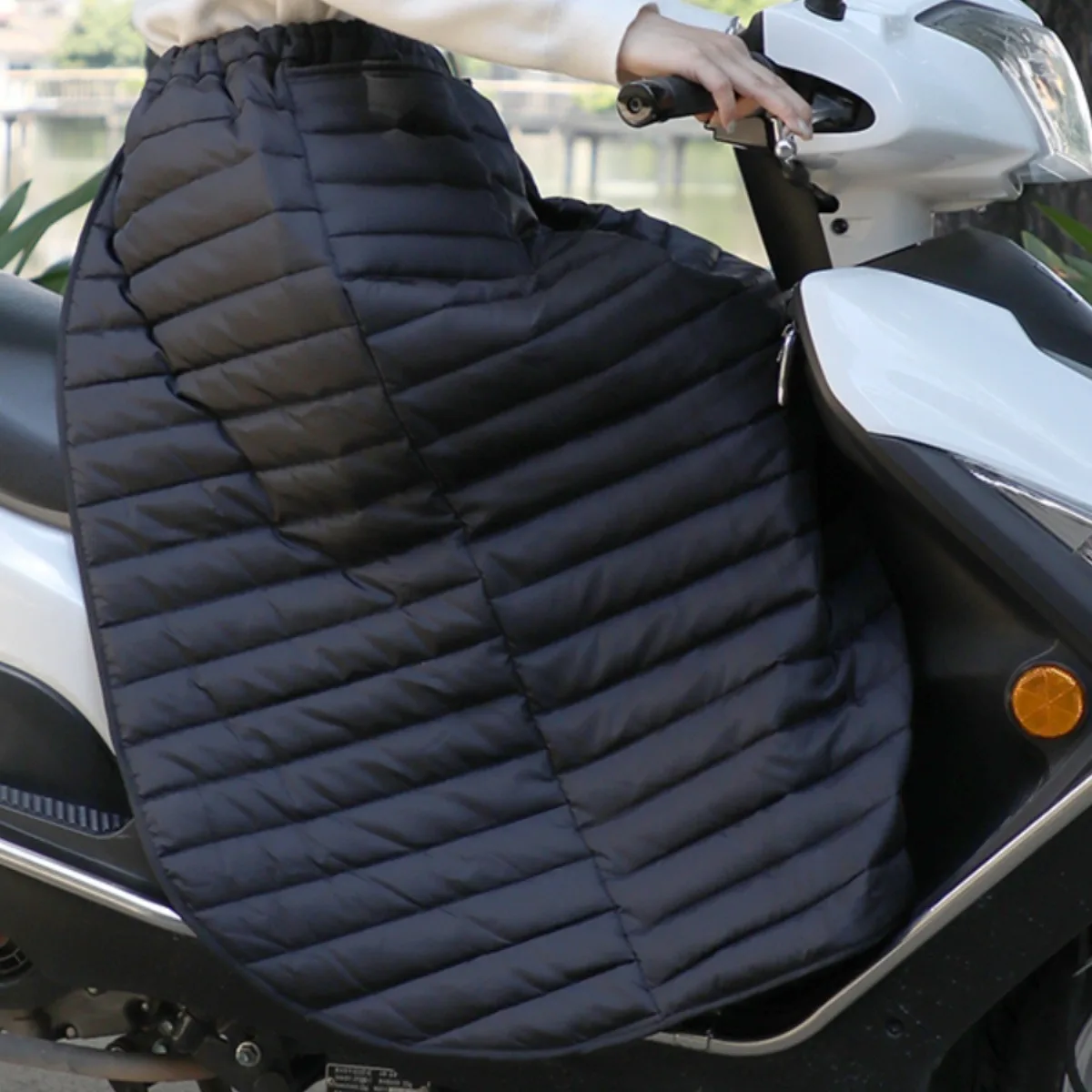 Motorcycle Windshield Skirt Leg Guard Comfort Protection Versatile Convenient Knee Winterization Blanket Windproof Winter