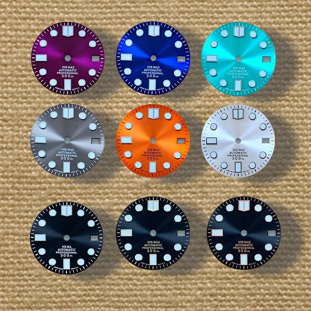 

High quality 28.5mm S logo sunshine dial SUB/SKX007 dial suitable for NH35/NH36 movements 3/3.8 o'clock crown green light NH35 a