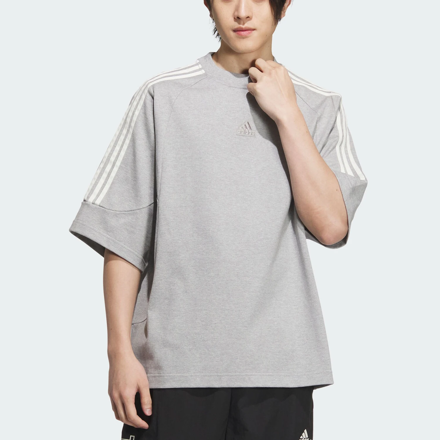 

Adidas Genuine New Men's and Women's Knit Round-Neck Sport T-shirt JI6644