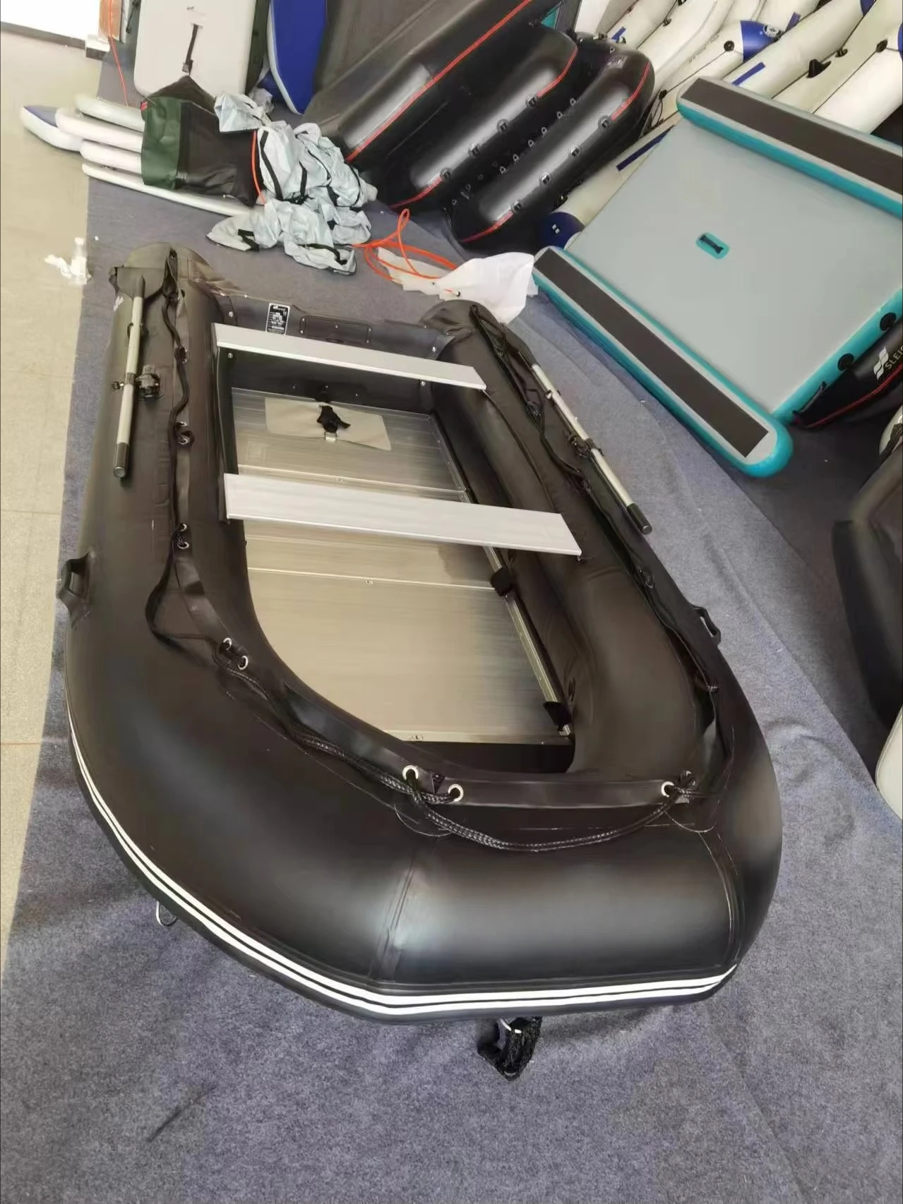1.2mm 270cm 8.9ft Thicken PVC Rubber Assault Boat 4 Person Inflatable V Shape Keel Aluminum Bottom Speed Rescue Lifeboat