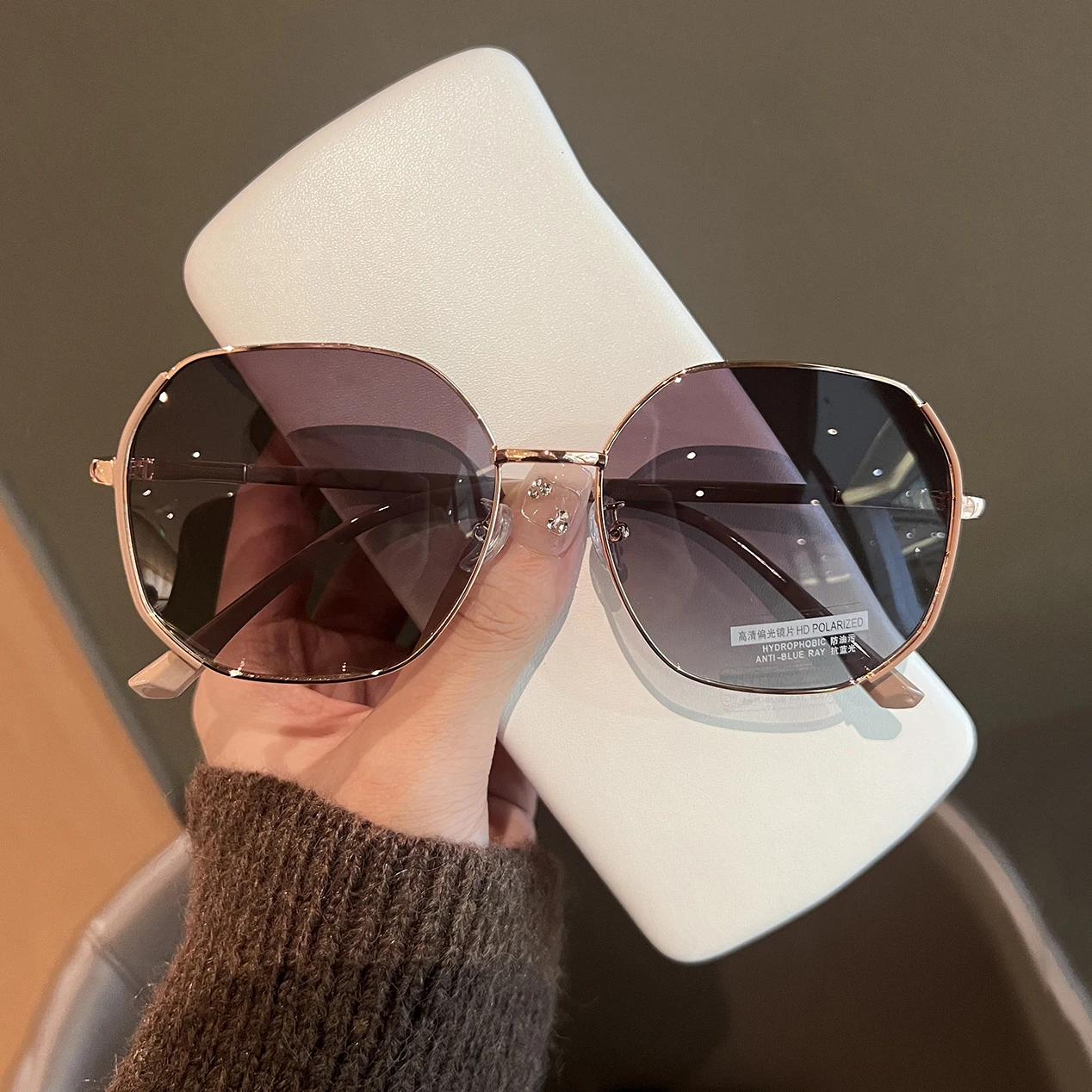 

UV Protection high-grade Polarized Sunglasses Summer Oversized Polarized Driving Sun glasses Unisex for Outdoor Sports MJ0508