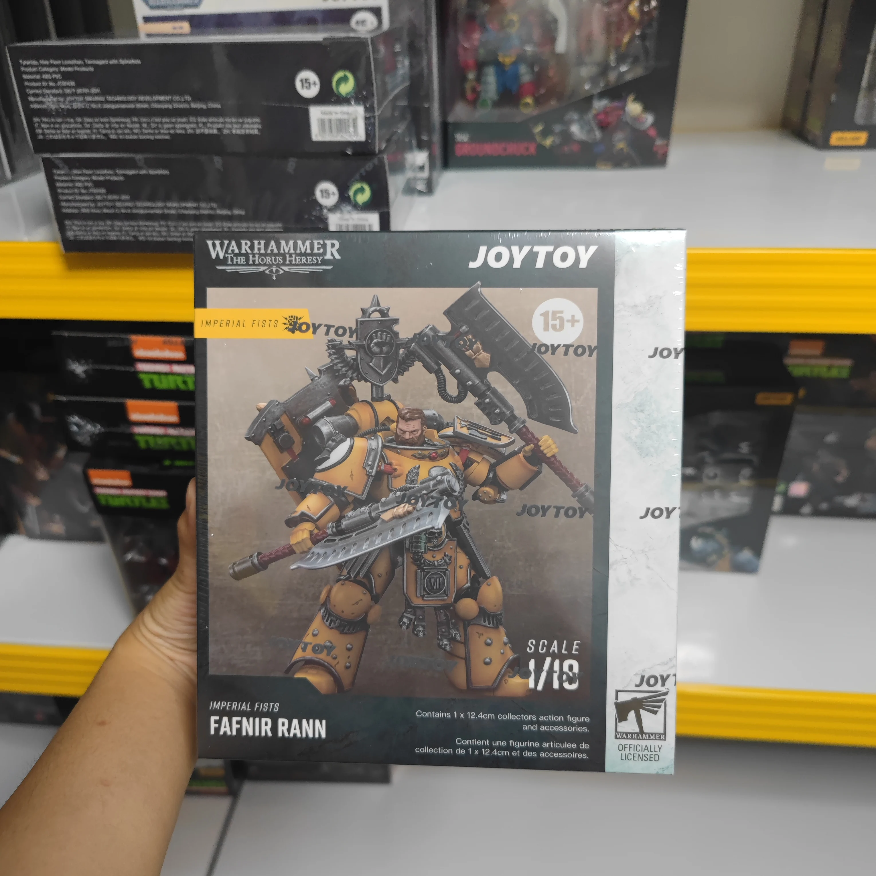 【JOYTOY】Warhammer 40K Lmperial Fists Fafnir Annann Legioen Praetor met Power Sword 1/18 Action Figure Model