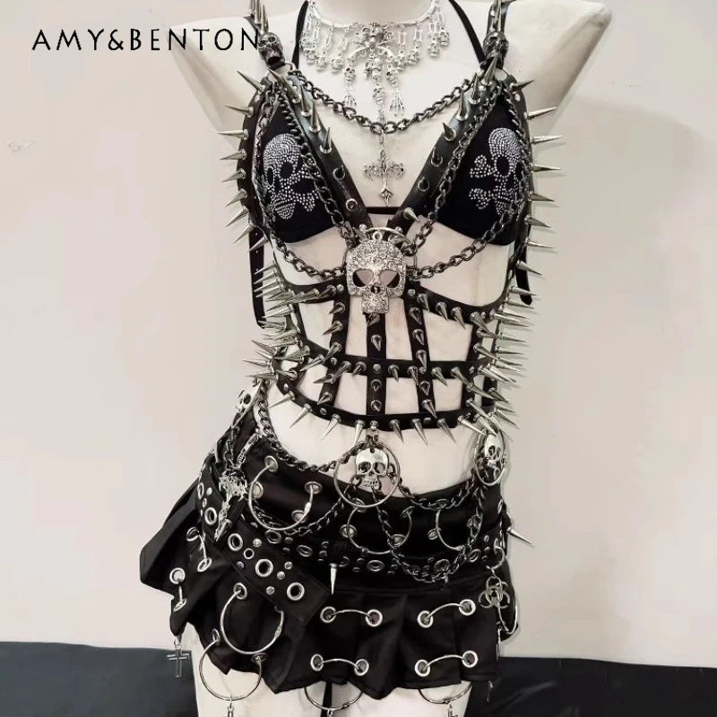 Européen américain noir Sexy pur désir Rivet femmes gilet gothique Original Punk foncé doux Cool plissé jupe courte ensemble dames