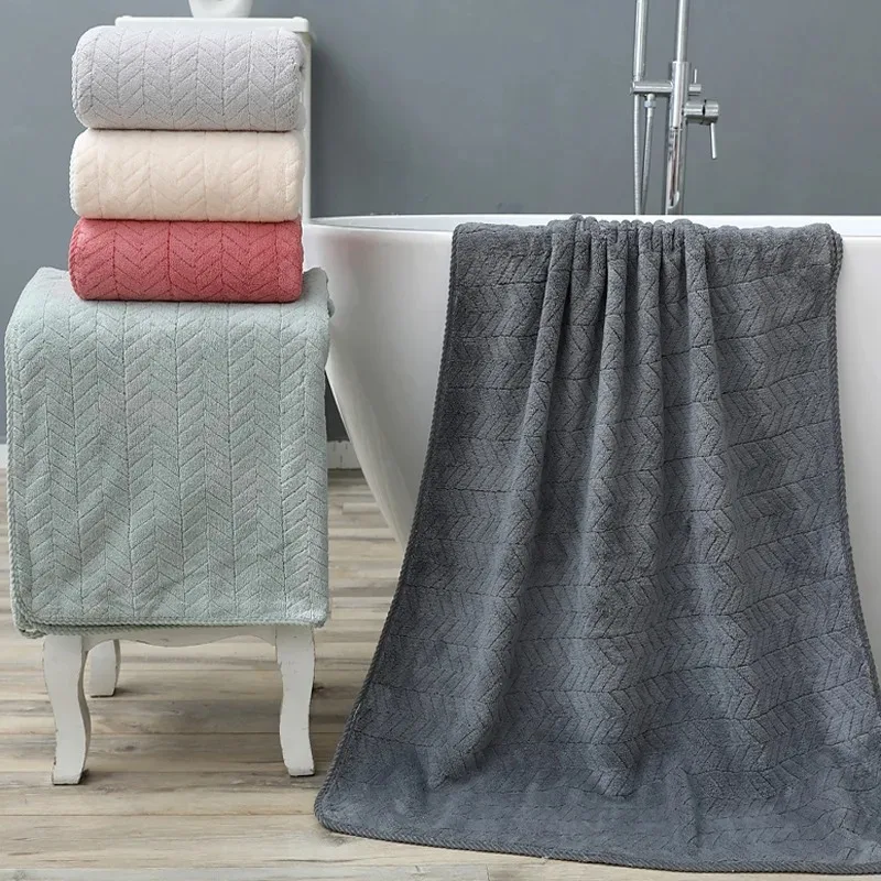 Enlarged Thick Coral Velvet Bath Towel, High Water Absorption, Non Fading Hotel Towel, Sports Beach Beauty Salon, Men's and Wome
