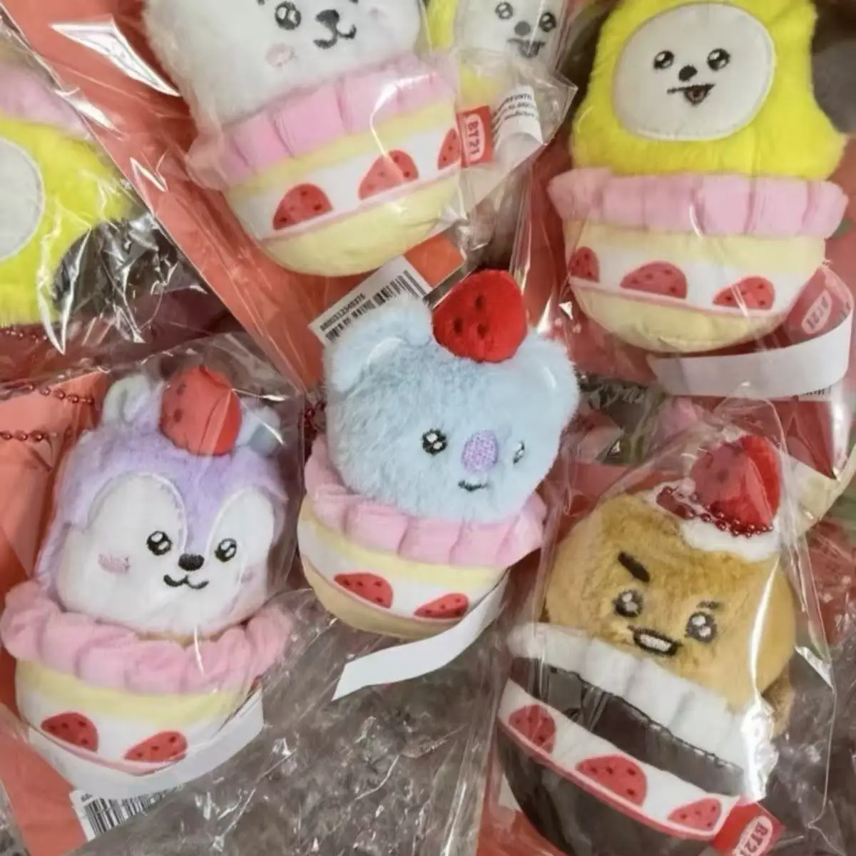 BT21 Doll Pendant Strawberry Cake Party Doll Fragrant Soft Sweet and Sour Strawberry Packaging Decoration Pendant Keychain - view 2