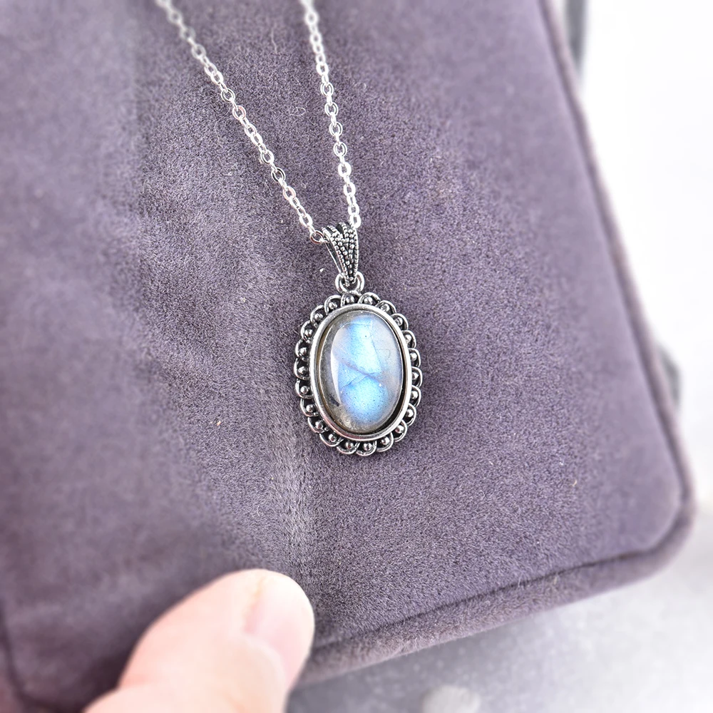 ITSMOS Natural Labradorite Silver Plated Pendant Necklace Simple Stone Vintage Fashion Elegant Jewelry for Women Romatic
