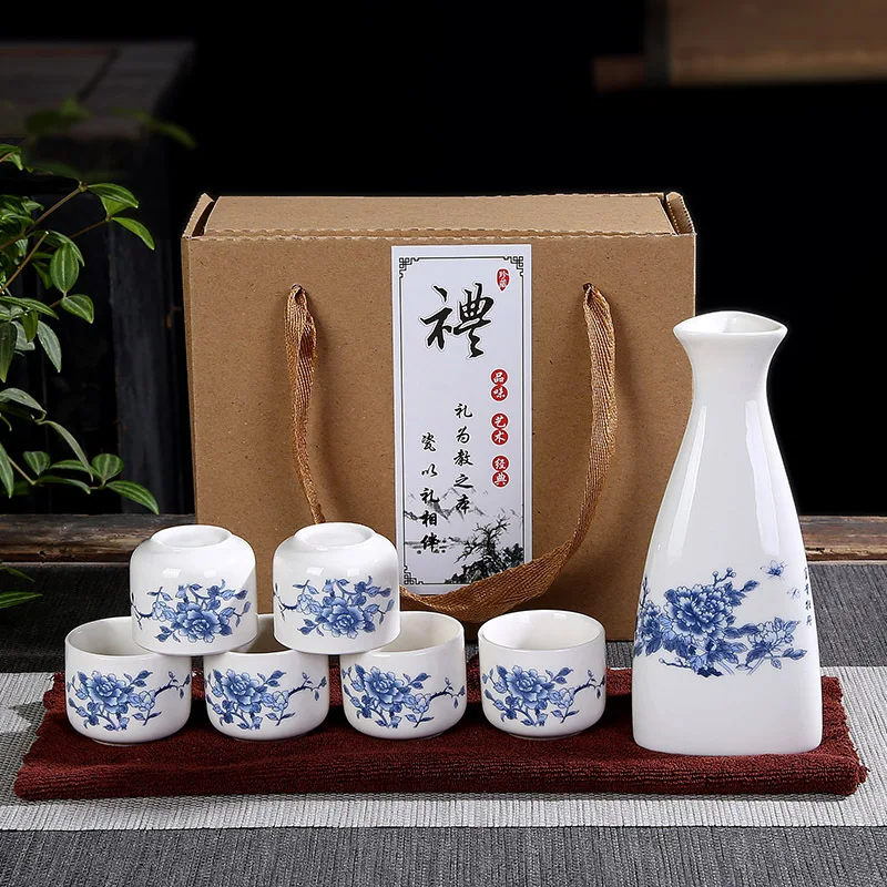 Ceramic Wine Set Liquor Spirit Pot 6 Cups Japanese Sake Pot Bar Set in Gift Box