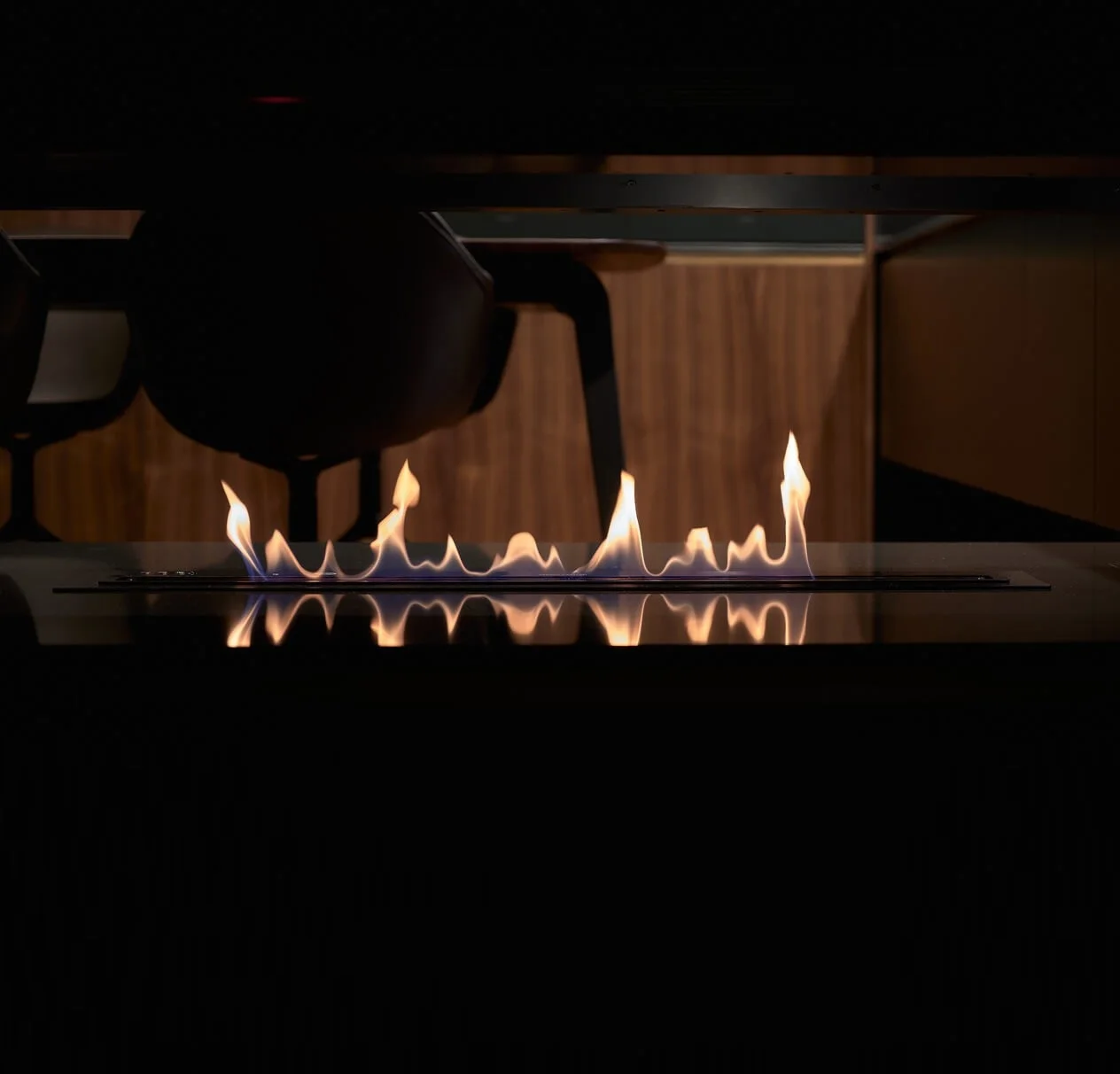 Inno-Fire 18 بوصة مكان حريق معدني كبير يُدرج شعلة حيوية