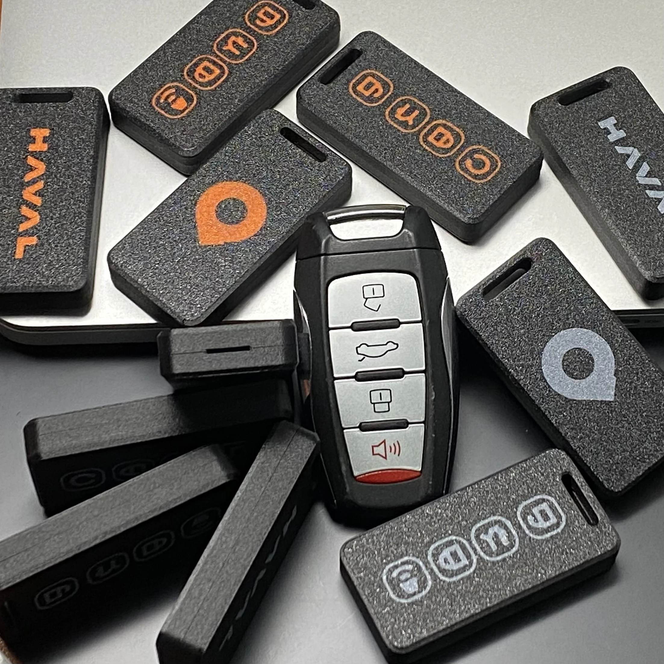 

Подходит для чехлов и модификаций ключей для автомобилей Great Wall Haval H6 и Haval H9.