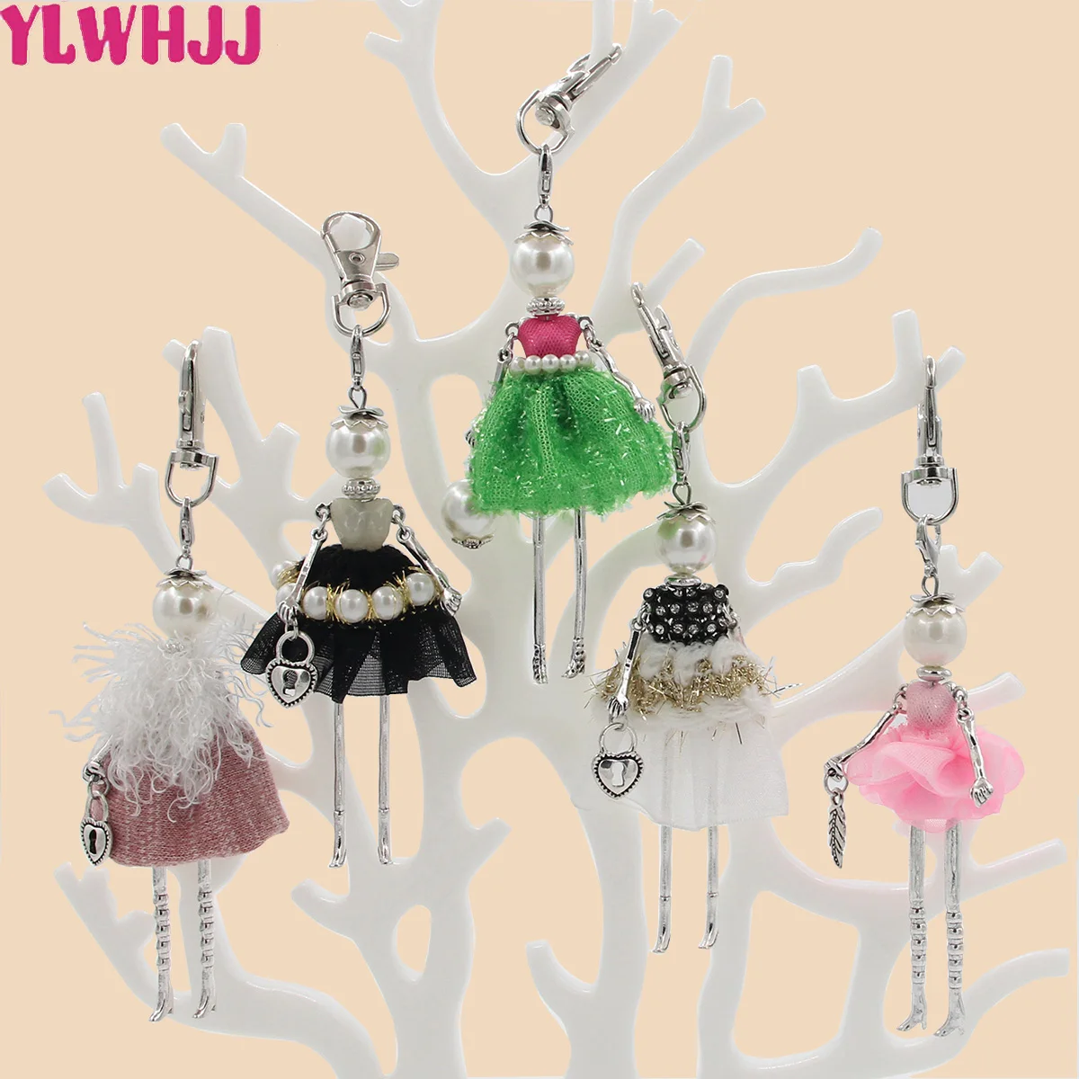 YLWHJJ New Women Keychain Doll Car Bag Pendant Cute  Figure Charm Key chains Fashion Jewelry Key ring Multiple color variants