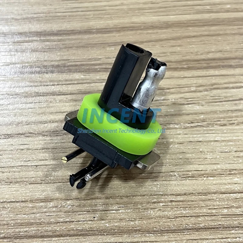VOIONAIR 3Pcs Power Socket Connector For Motorola XiR M3688 M3988 M8668 M8660 M8268 DM4600 Two Radios