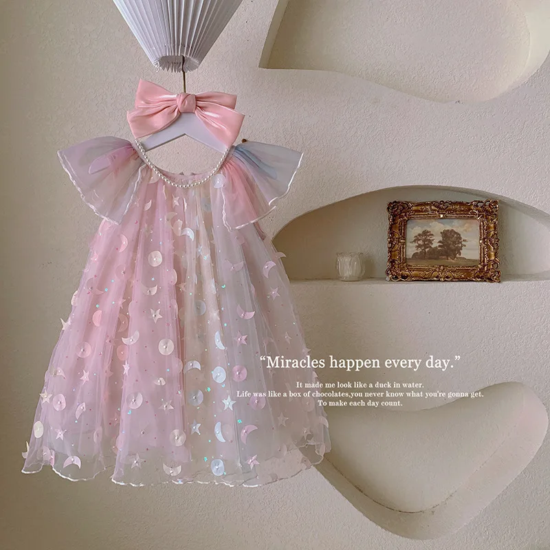 

Летний комплект для девочек: платье и шляпа от солнца с принтом клубники, повседневный наряд для защиты от солнца