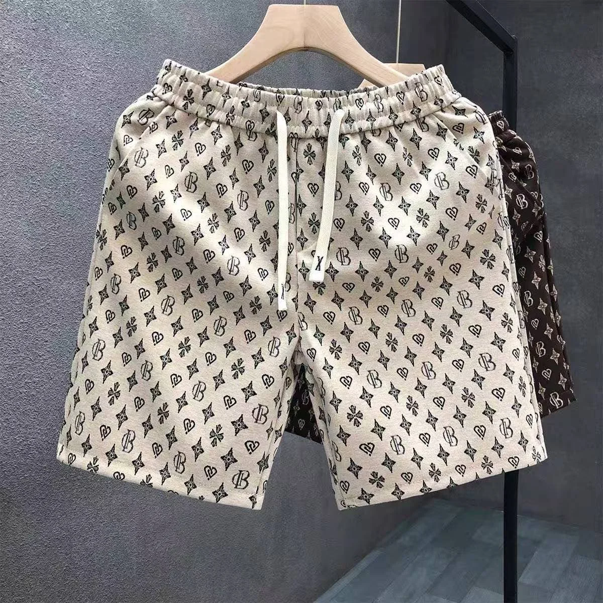 2026 New Luxury Fashion Men Black Monogram Printed Shorts Lightweight Drawstring Loose Fit Beach Short Pants Summer Street