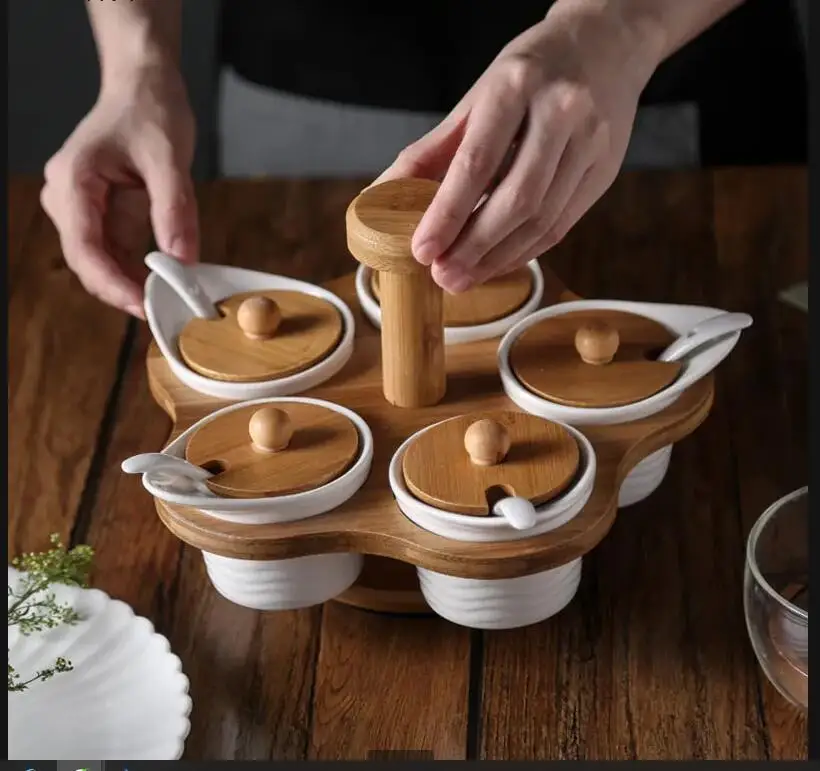 

Керамическая банка для специй с пятью сетками, вращающаяся деревянная полка, белый набор предметов, кухонная коробка для приправ, контейнер